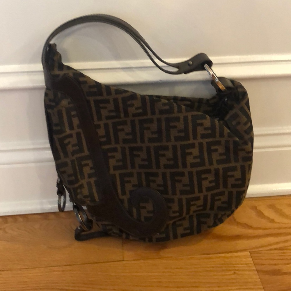 Vintage fendi crescent bag